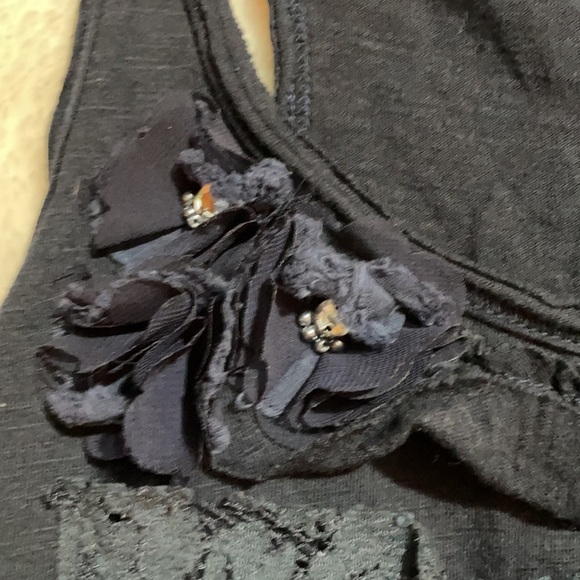 Abercrombie & Fitch Detailed Tank Top - Picture 3 of 9